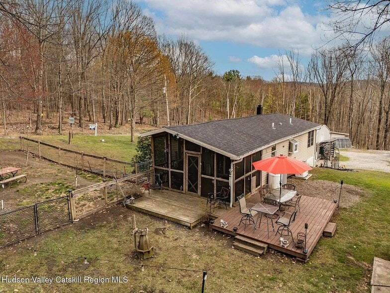 Building Photo - 26 Rapp Rd