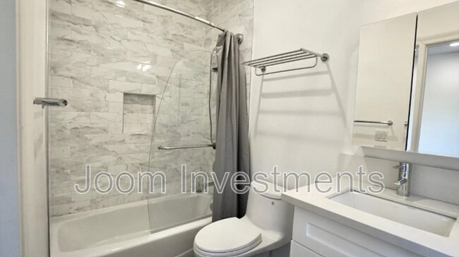 Building Photo - 268 Mar Vista Ave