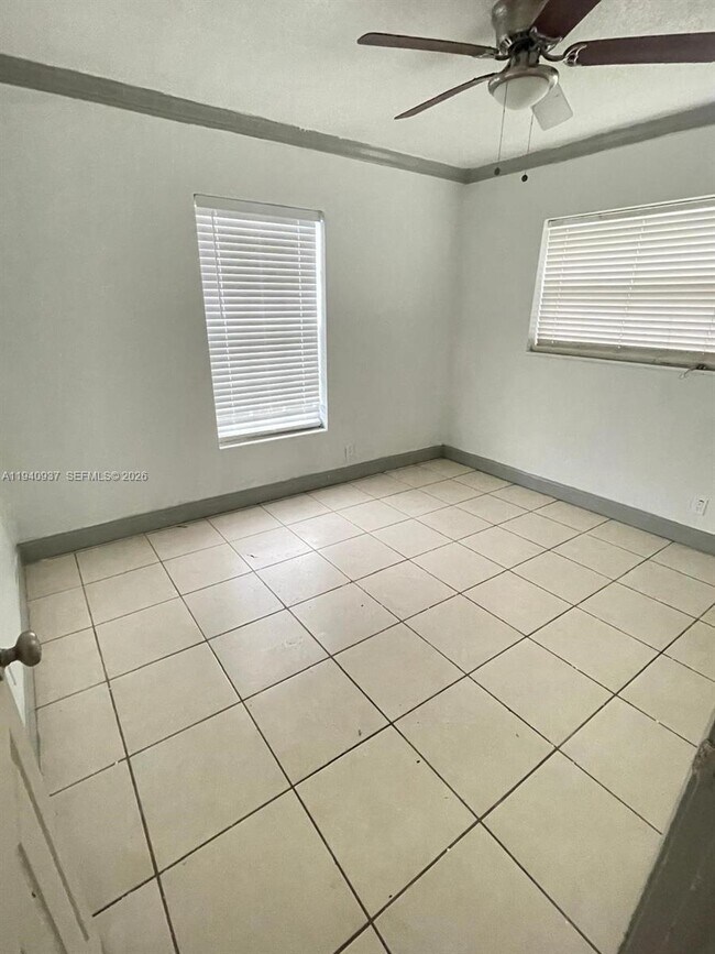 Building Photo - 6280 SW 8th Pl