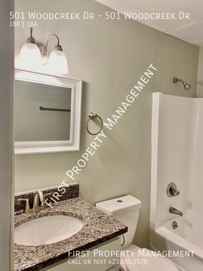 Building Photo - Rossville 1Bed/1Bath Remodeled Apartment! ...