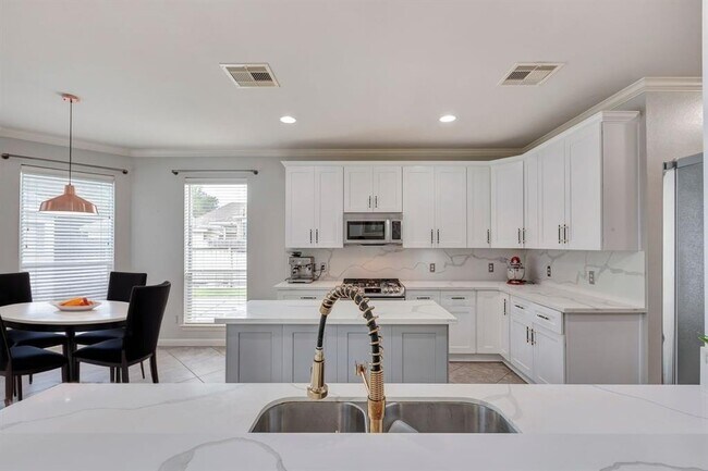 Building Photo - 4526 Ambrosia Springs Ln