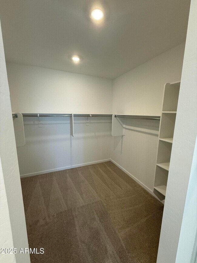 Building Photo - 7433 E Cozy Cottage Ln