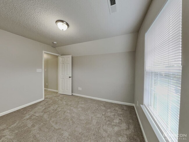 Building Photo - 119 Brantley Pl Dr