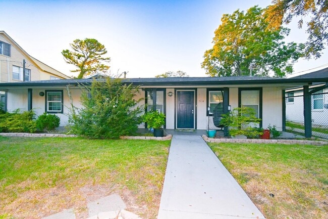 Building Photo - 5114 Grantwood St