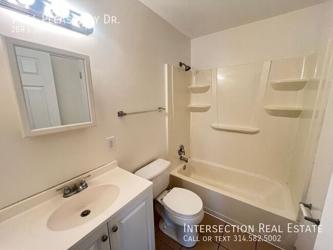 Building Photo - 7414 Pleaseway Dr