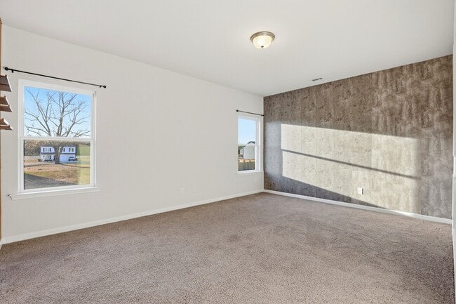 Building Photo - 103 S Torrent Ct
