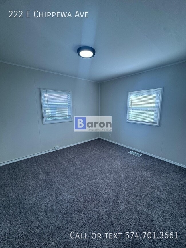 Building Photo - 222 E Chippewa Ave