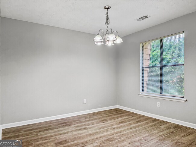 Building Photo - 9047 Hamilton Ct