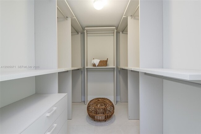 Building Photo - 488 NE 18th St