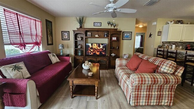 Building Photo - 2552 Red Cedar Ln