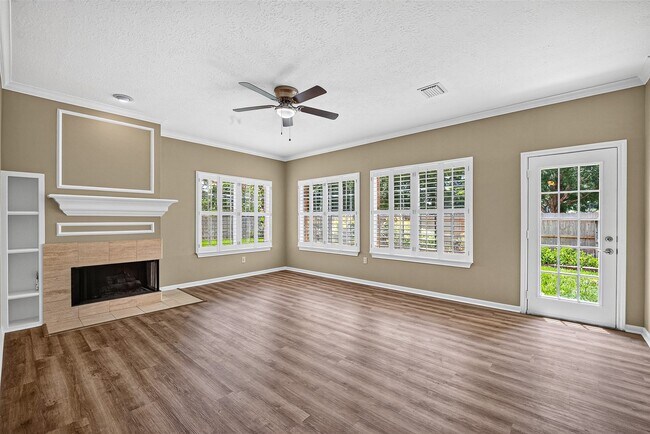 Building Photo - 1502 Beechurst Ct