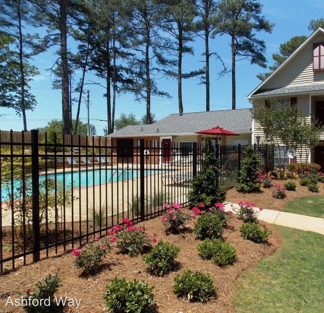 370 Hurricane Shoals Rd NW 370 Hurricane Shoals Rd NW Lawrenceville