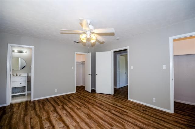 Building Photo - 104 Cole St