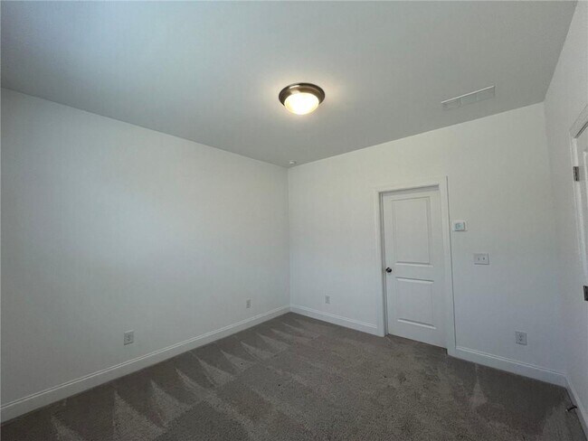 Building Photo - 3191 Bartee Walk