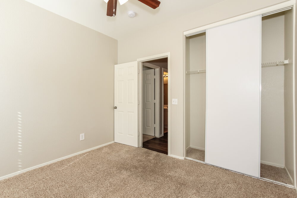 Building Photo - 13148 W Redfield Rd