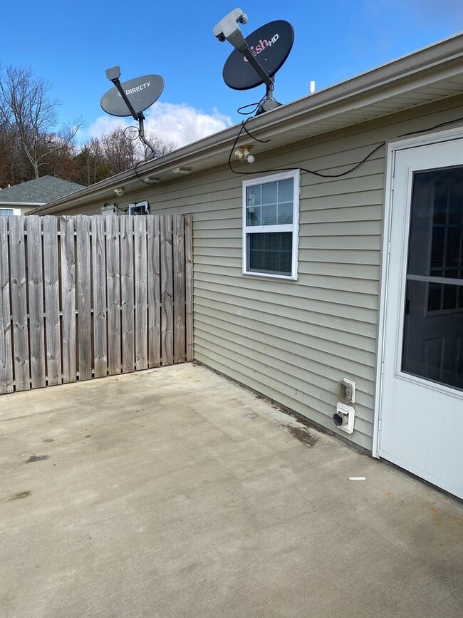 Primary Photo - 106 Nancy Ln