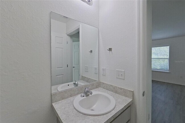 Building Photo - 2852 SW 161st Loop