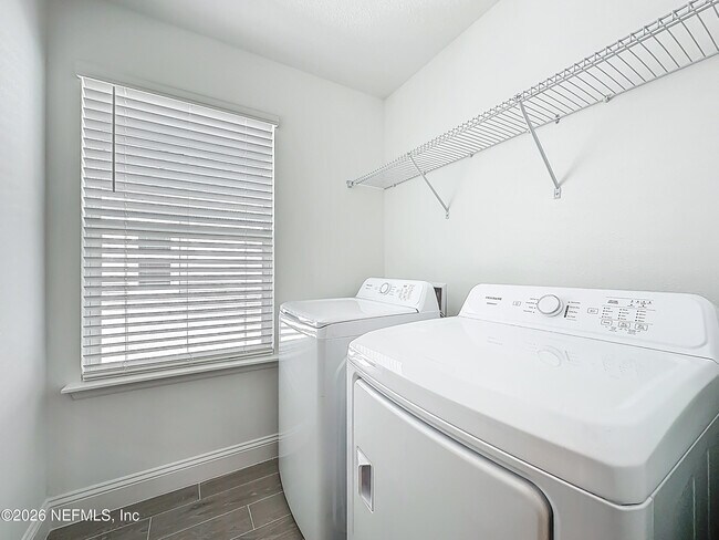 Building Photo - 133 Otsego Ln