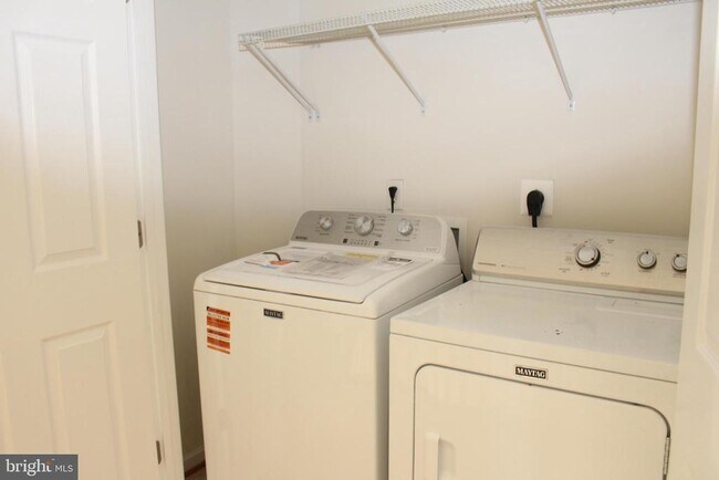 Building Photo - 16382 Gangplank Ln