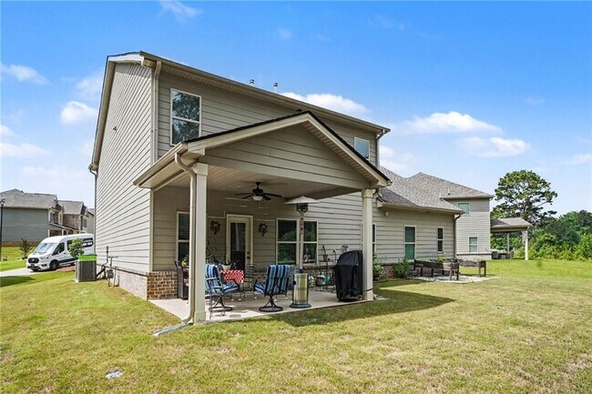 Building Photo - 521 Redchurch Dr