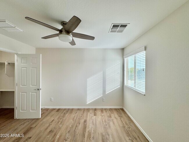 Building Photo - 3129 E Battala Ct