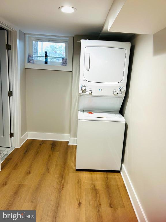 Building Photo - 1516 Hamilton St NW