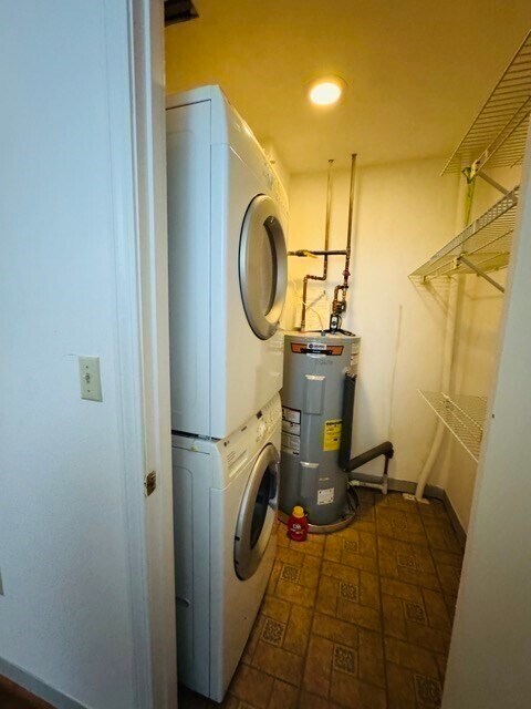 Building Photo - 10 Weston Ave