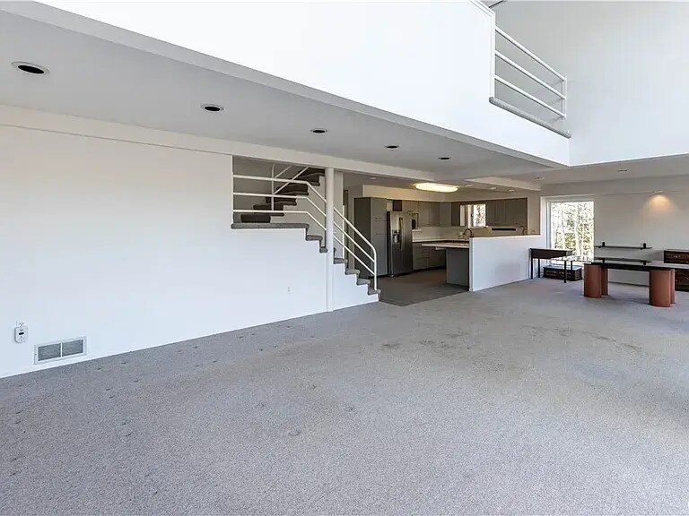 Building Photo - 7520 Spectrum Way