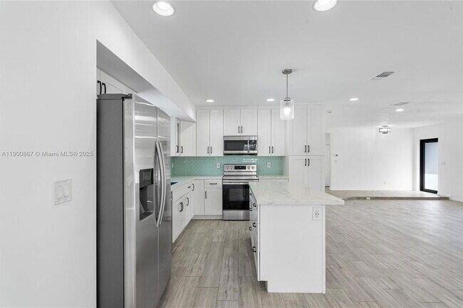 Building Photo - 4309 Jackson St