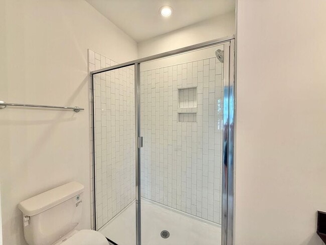 Building Photo - 4811 Gossamer Ln