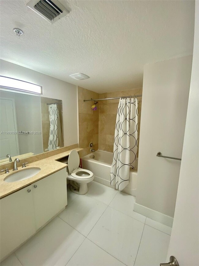 Building Photo - 170 SE 14th St