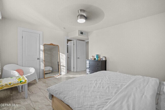 Building Photo - 10628 Springwood Dr