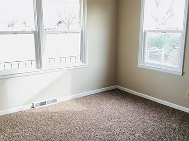 Building Photo - 1837 S Elizabeth St