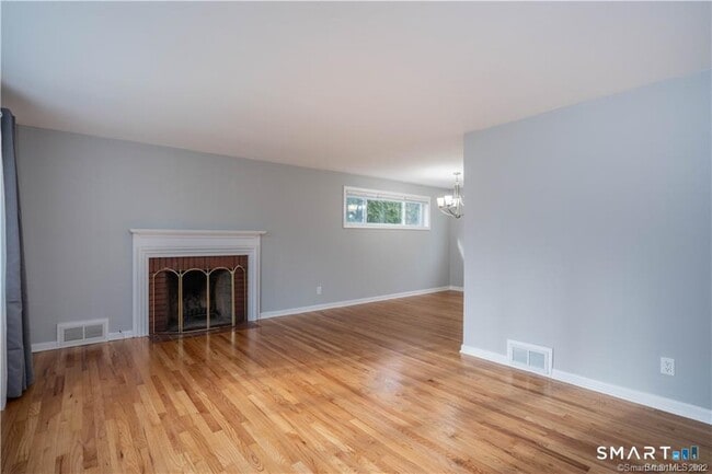 Building Photo - 34 John Smith Dr