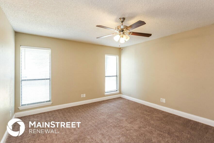 Building Photo - 6449 Whitehurst Dr