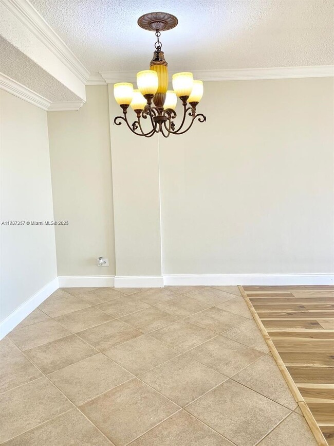 Building Photo - 2 bedroom in Sunny Isles Beach FL 33160