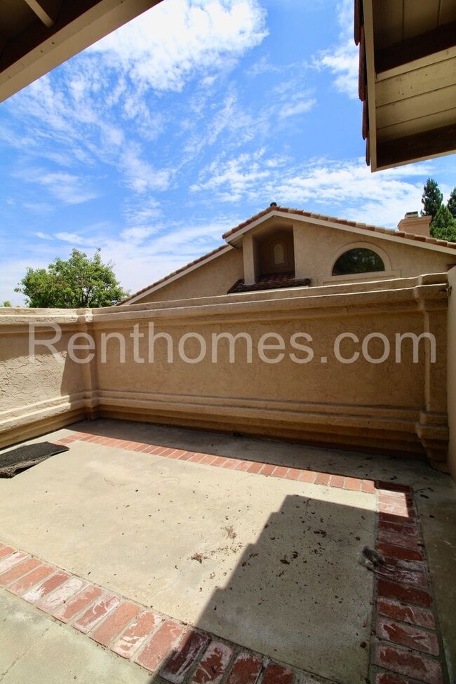 Building Photo - 15730 Via Calanova
