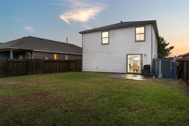 Building Photo - 8102 Yaupon View Dr