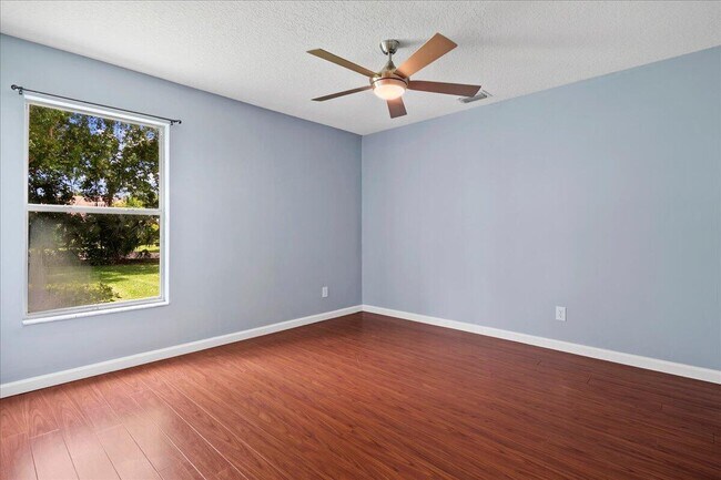 Building Photo - 15575 Woodmar Ct
