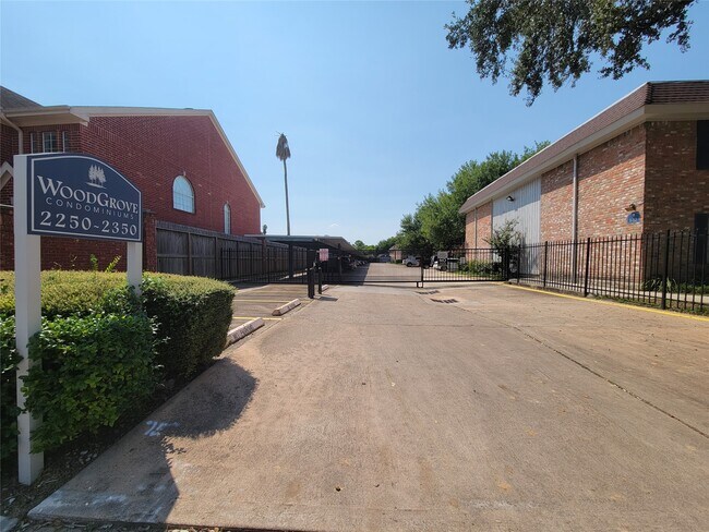 Building Photo - 2250 Bering Dr