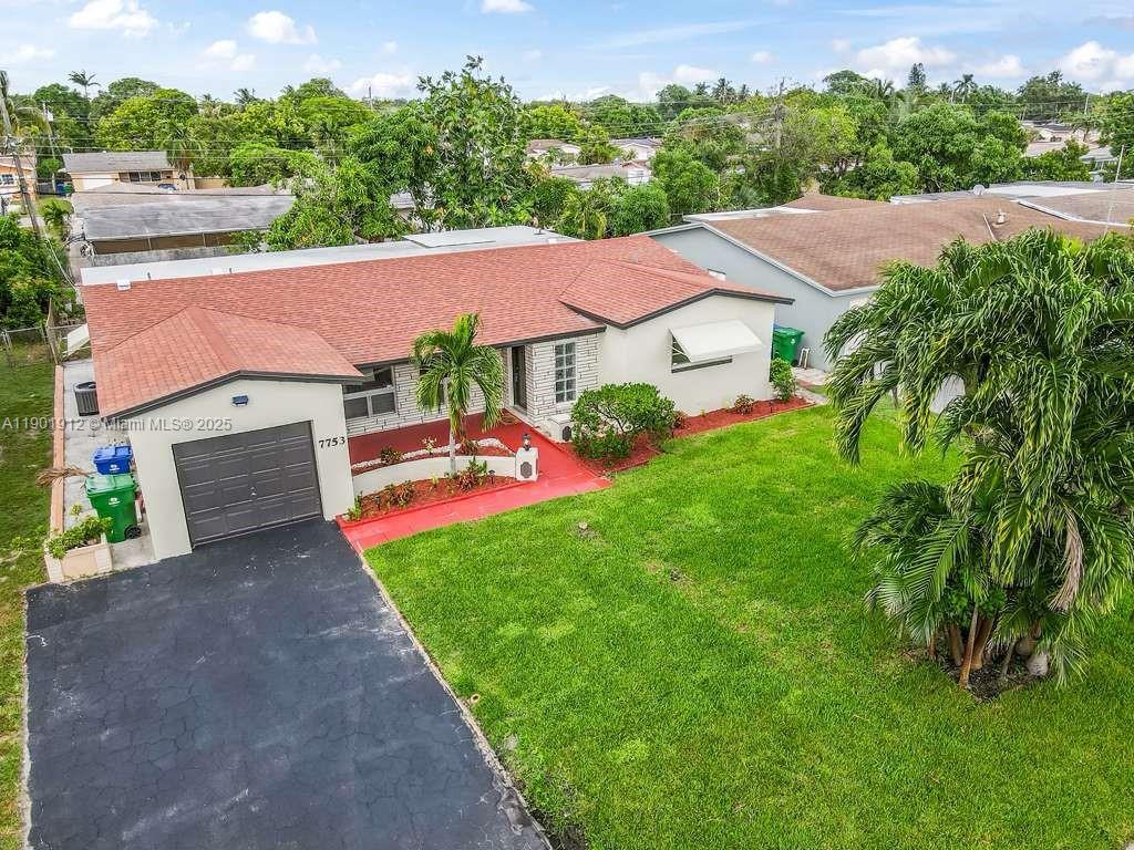 Building Photo - 7753 Coral Blvd