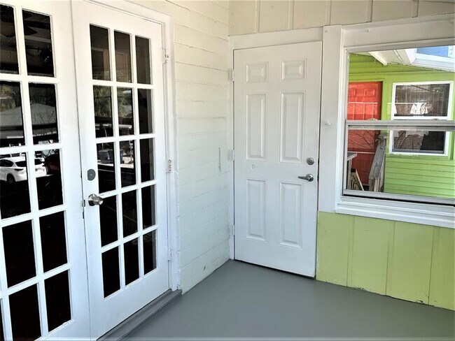 Building Photo - 61 81st Ave