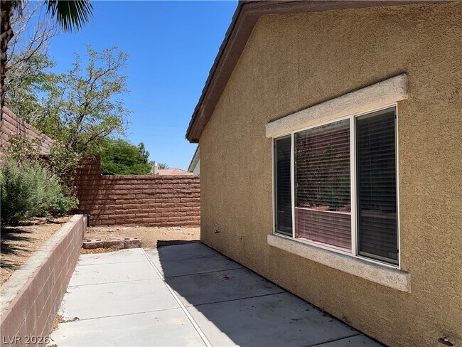 Building Photo - 10922 Moonbeam Glow Ln