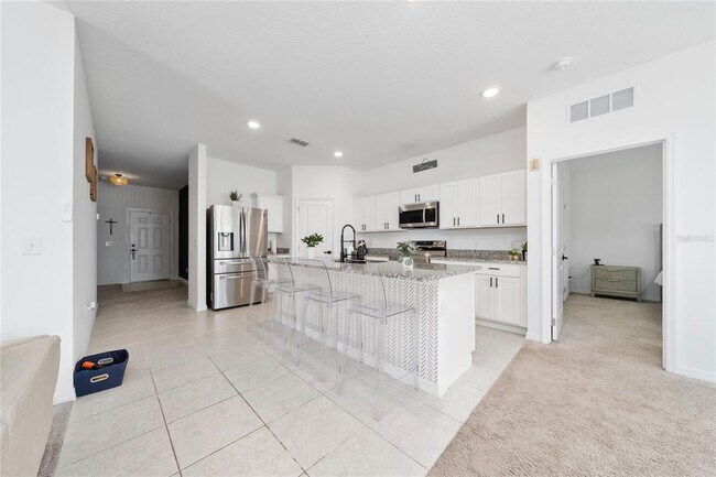 Building Photo - 5864 Bovine Dr