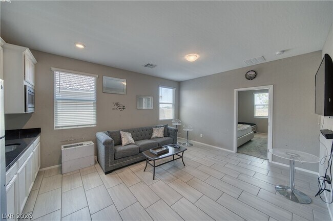 Building Photo - 2659 Glen Valley Ave