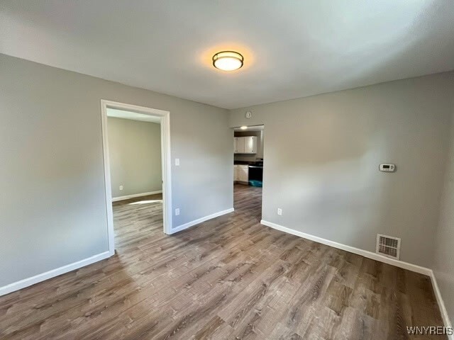 Building Photo - 3218 North Ave