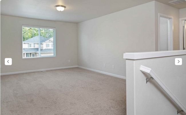 Building Photo - 5 bedroom Puyallup home with Bonus room!