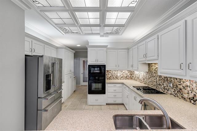 Building Photo - 14773 Bedivere Ct