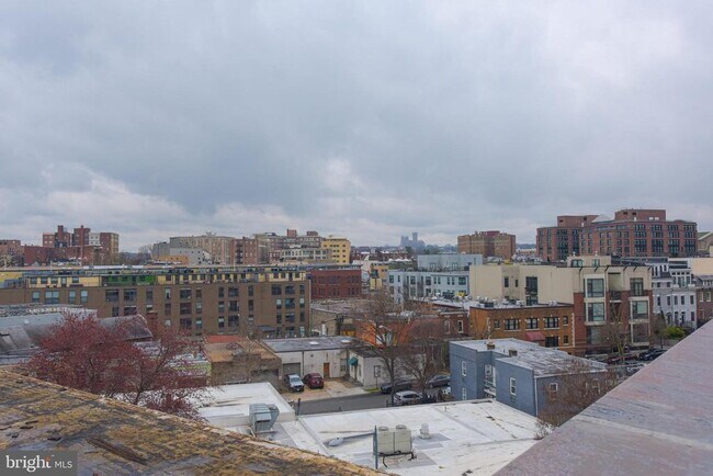 Building Photo - 1700 Kalorama Rd NW