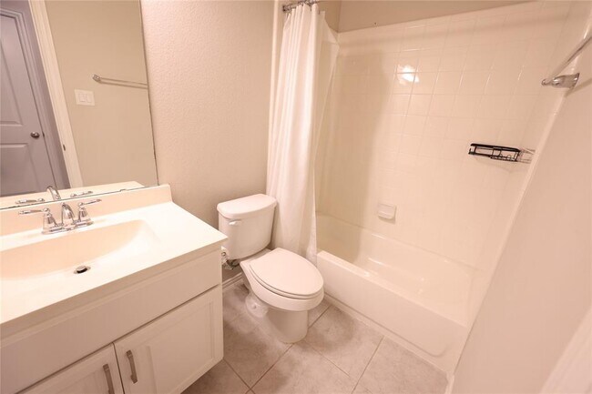 Building Photo - 2334 Falcon Brook Dr